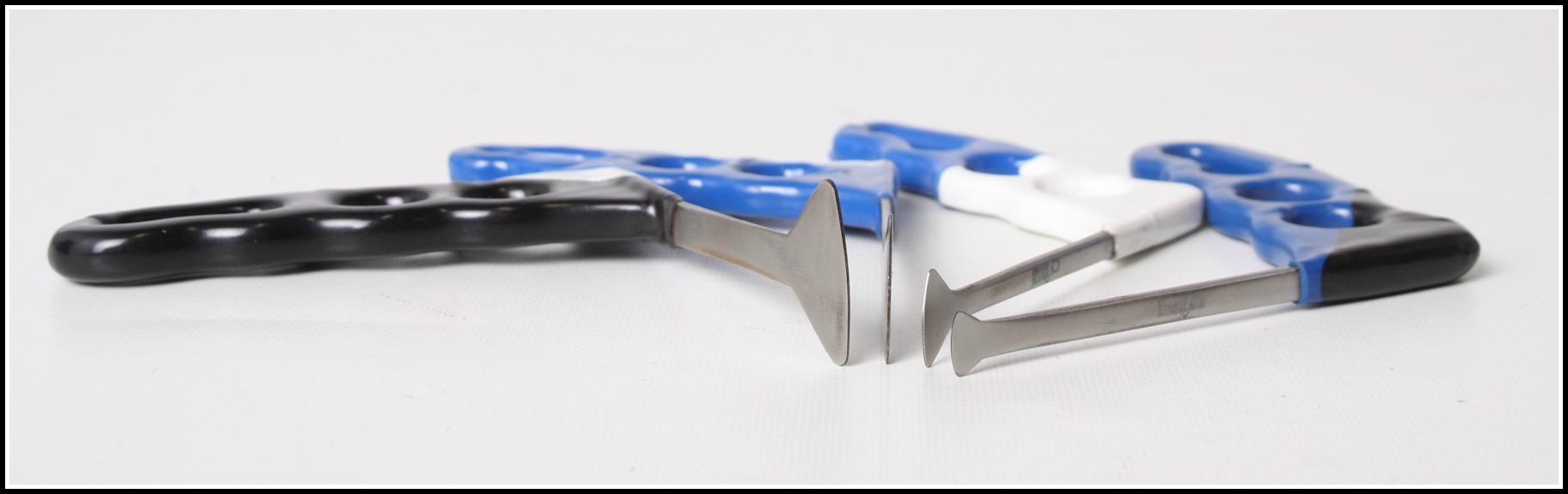 3.5″ Long Whale Tail Set