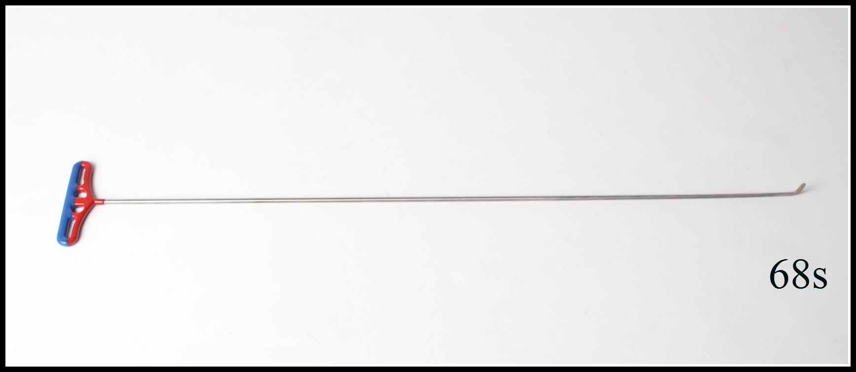 #68s – 35″ Long 1/4″ Diameter Short Flag